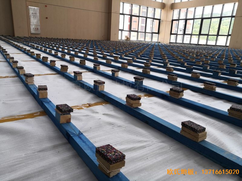 廣州永順大道鐵英中學體育地板鋪裝案例