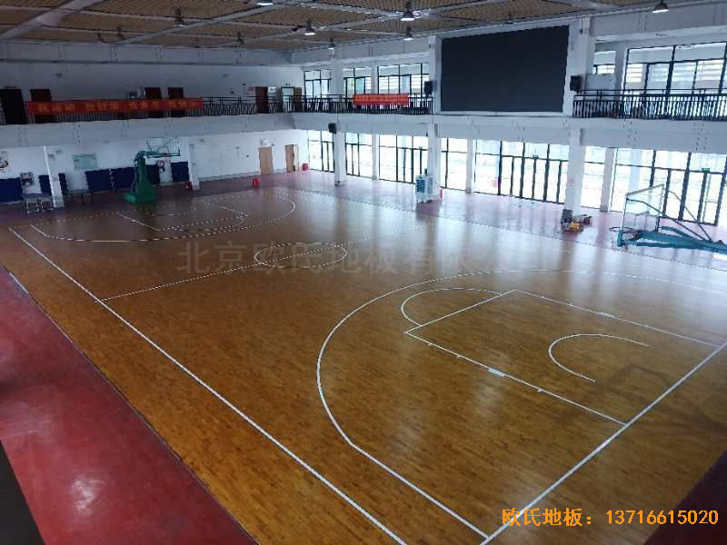 廣西來賓市較好的中學運動木地板安裝案例