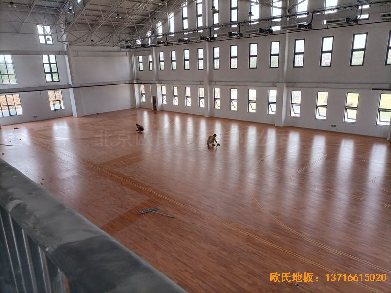 江蘇宿遷運河路學校體育木地板鋪裝案例