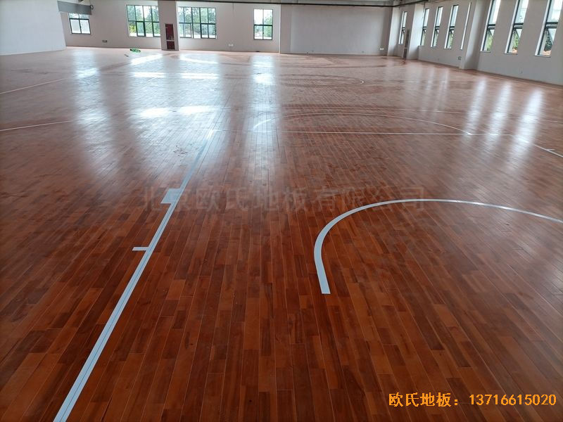 江蘇宿遷運河路學校體育木地板鋪裝案例