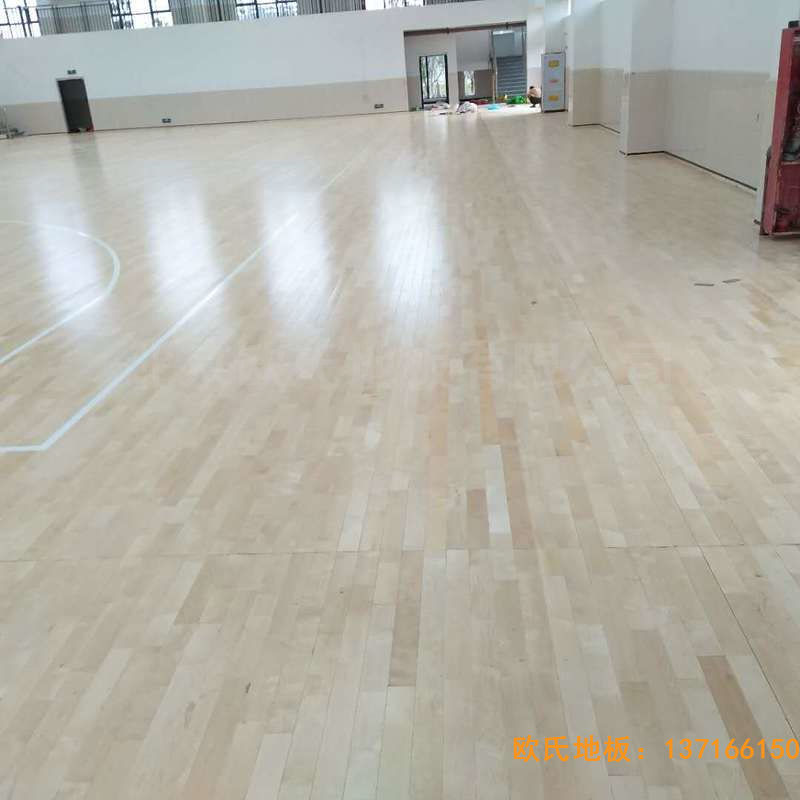 贛州寧都縣城關小學九章路校區(qū)運動木地板安裝案例