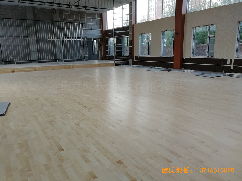 晉中中鐵三局六公司舞臺運動地板鋪裝案例4