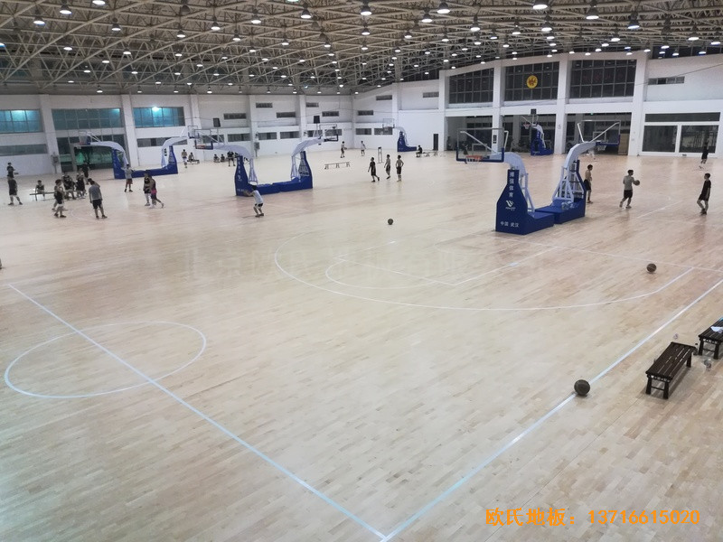 武漢體育學院運動地板安裝案例4