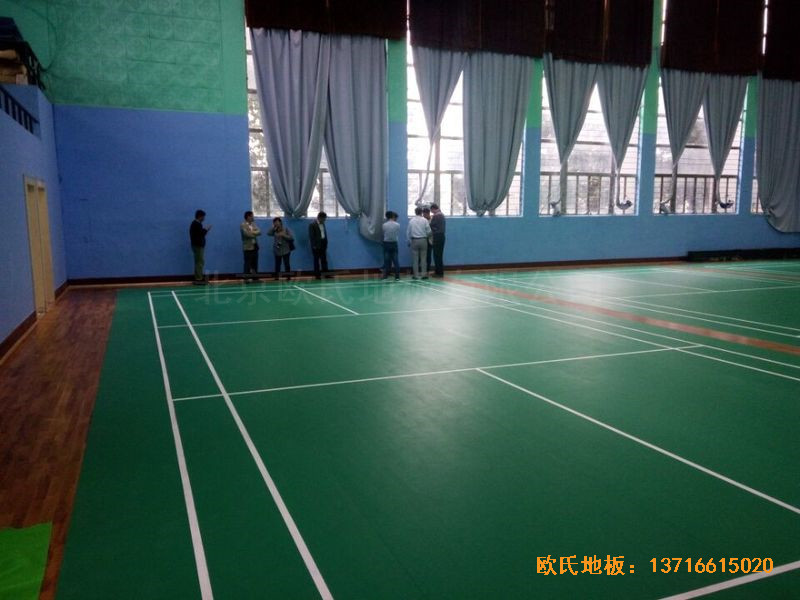 江蘇科技大學羽毛球館體育木地板鋪裝案例2