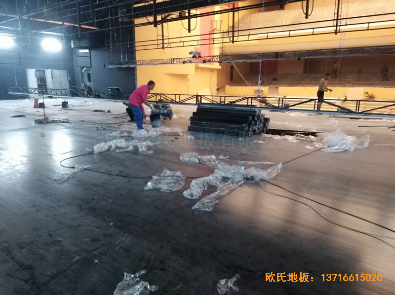 河北廊坊益田同文學校舞臺體育地板鋪設案例5