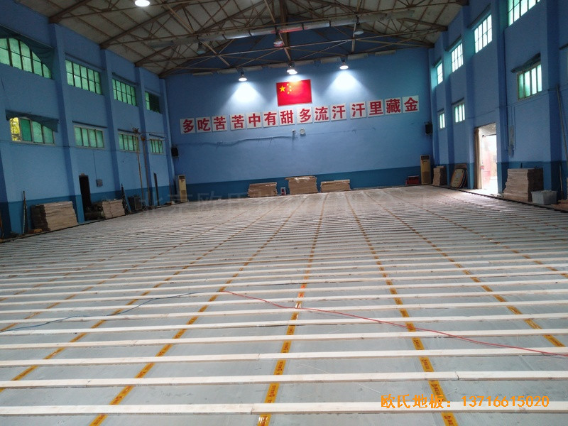 湖北武漢新華路體育場羽毛球館運動地板鋪設(shè)案例1