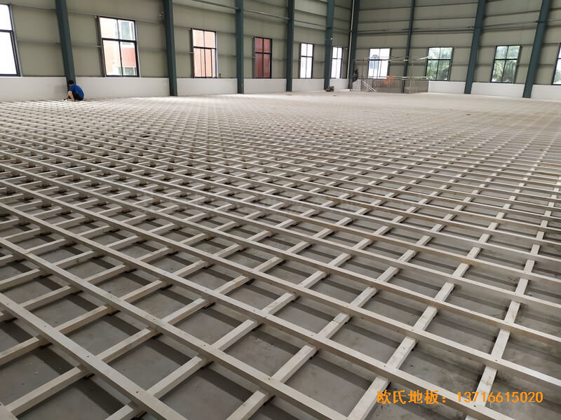 福建恒發鞋業公司籃球館運動木地板安裝案例1