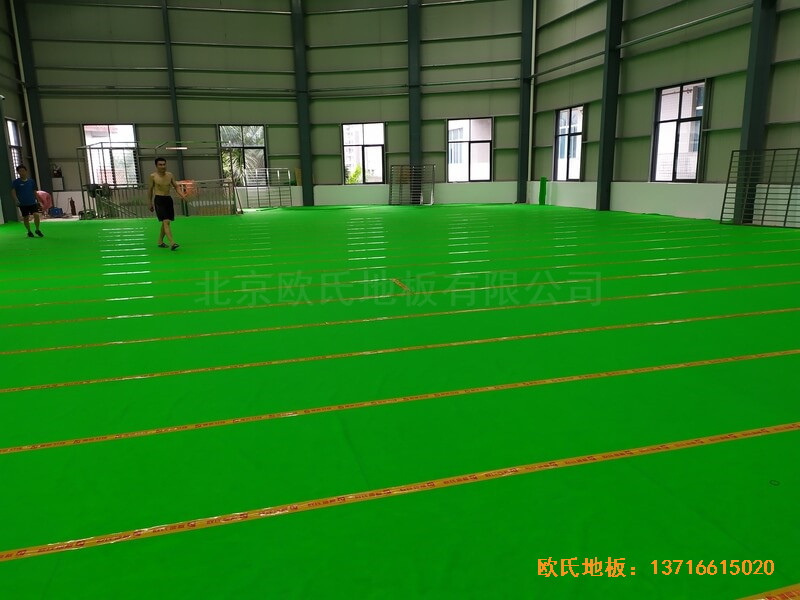 福建恒發鞋業公司籃球館運動木地板安裝案例2
