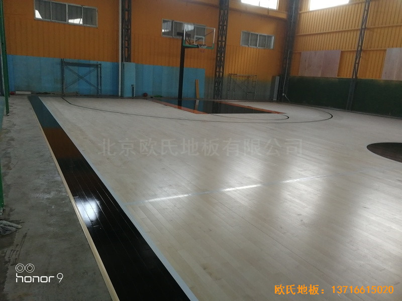 上海衛清東路弄麥子俱樂部運動木地板鋪裝案例4