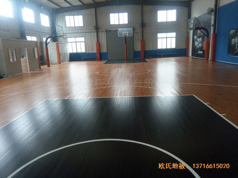上海閔行kBT藍(lán)球訓(xùn)練館體育木地板鋪裝案例5