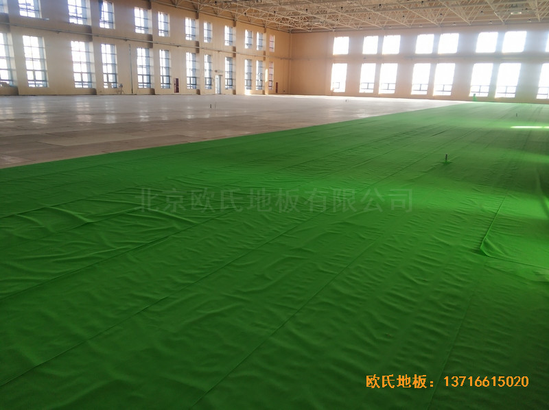 榆林神華煤制油公司籃球館運動木地板鋪設案例2