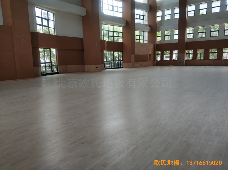 江蘇常州同濟中學運動館運動木地板鋪設案例4