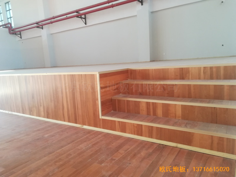 江蘇連云港徐圩小學籃球館運動木地板施工案例5