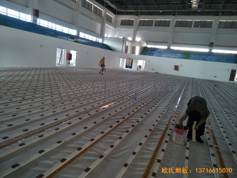 江西贛州天嬌中學運動館體育地板鋪裝案例1