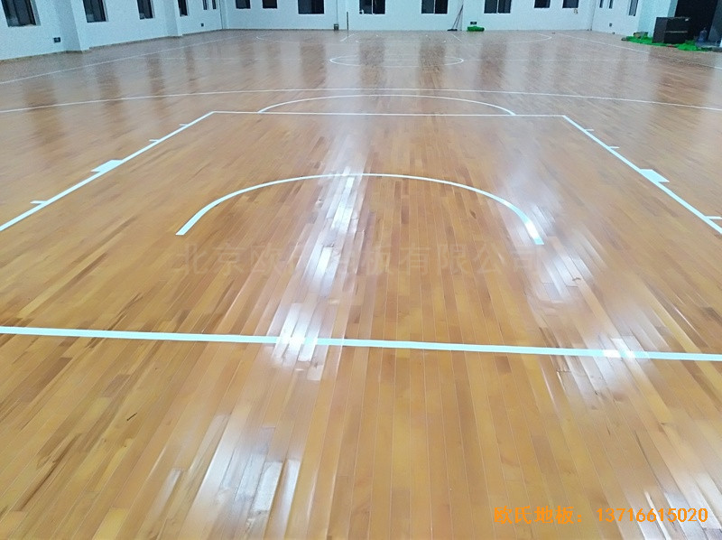 江西鷹潭余江縣工業園區籃球館體育木地板鋪設案例4