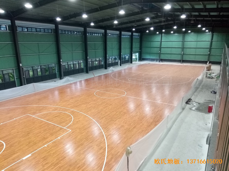 海南三亞619項目訓練館體育木地板鋪裝案例5