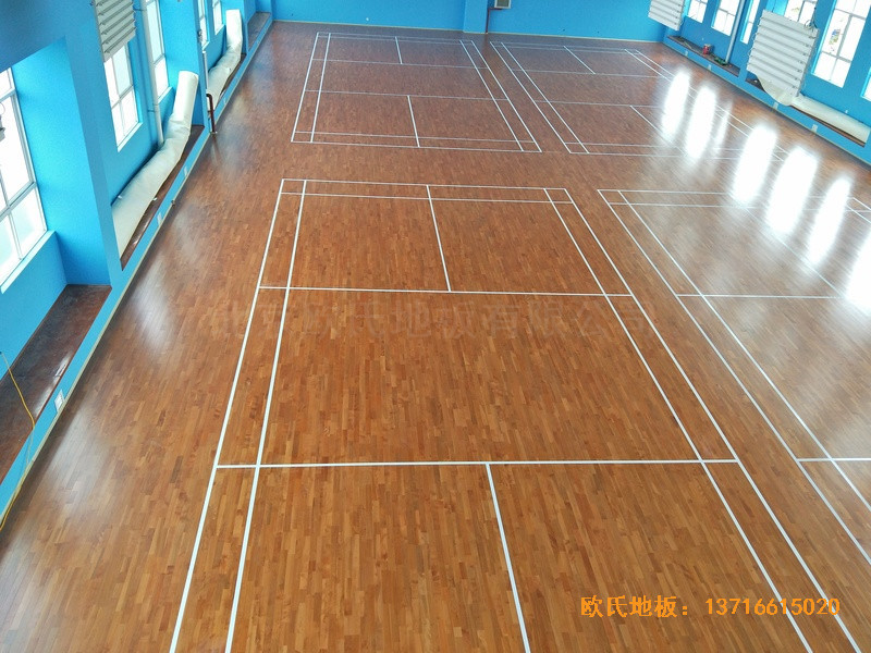 云南公安局小區羽毛球館體育木地板鋪設案例4