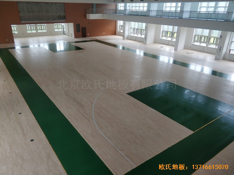 潭柘寺1311武警部隊籃球館體育地板安裝案例4