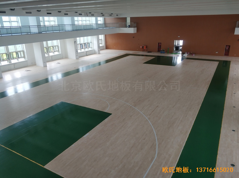 潭柘寺1311武警部隊籃球館體育地板安裝案例5