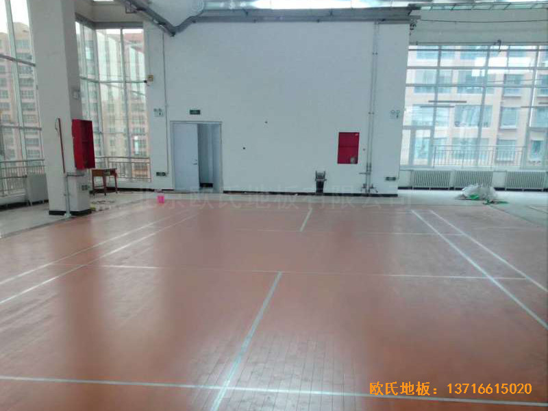 甘肅天水清水縣農業學院籃球館體育地板鋪設案例0
