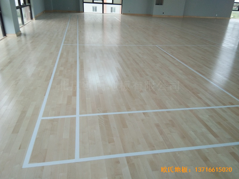 福州連江縣恒捷實業坑園村運動館體育地板鋪設案例5