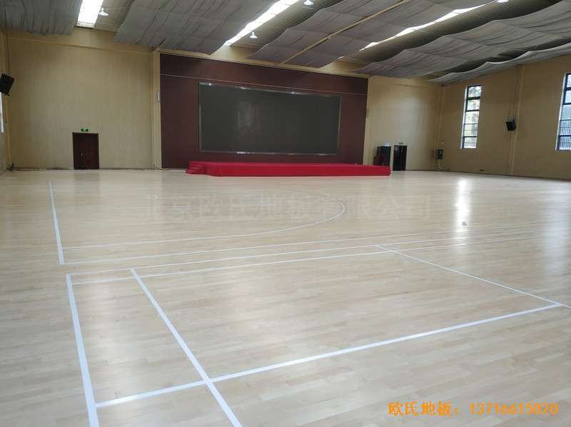 鄭州四中體育館運動地板鋪設案例4