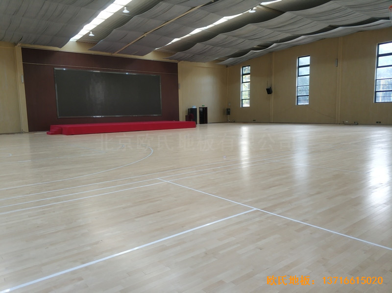 鄭州四中體育館運動地板鋪設案例5