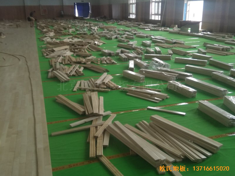 鄭州恩比籃球幻俱樂部體育地板施工案例2