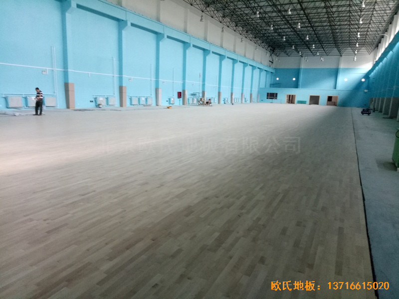 鄭州棗莊熱力分公司體育館運動地板安裝案例4