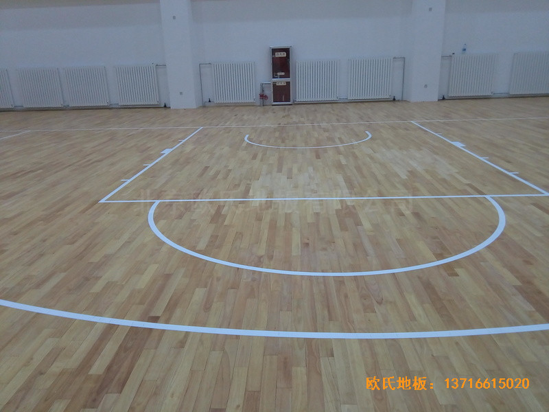 銀川北師大銀川小學籃球館運動地板鋪設案例4