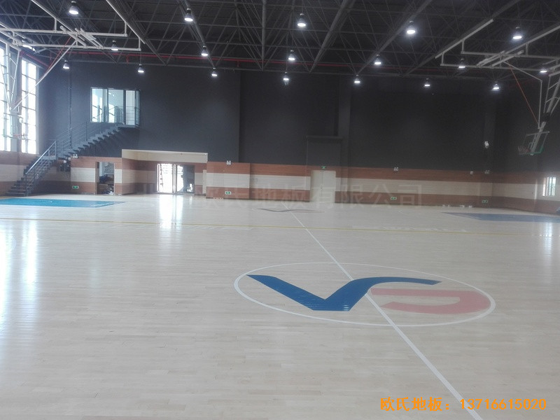 長沙萬科金域行業體育館體育木地板鋪設案例4