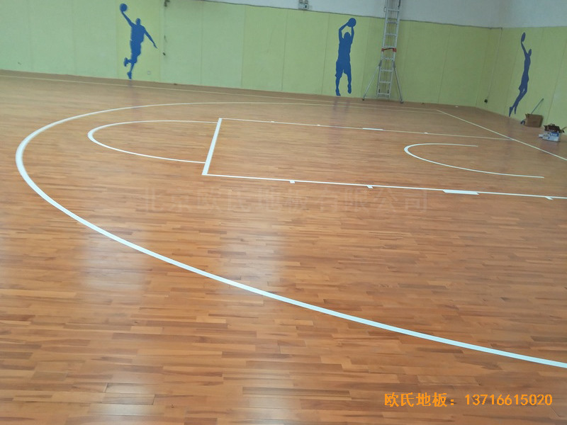 陽煤集團(tuán)三礦球館運(yùn)動地板鋪設(shè)案例2