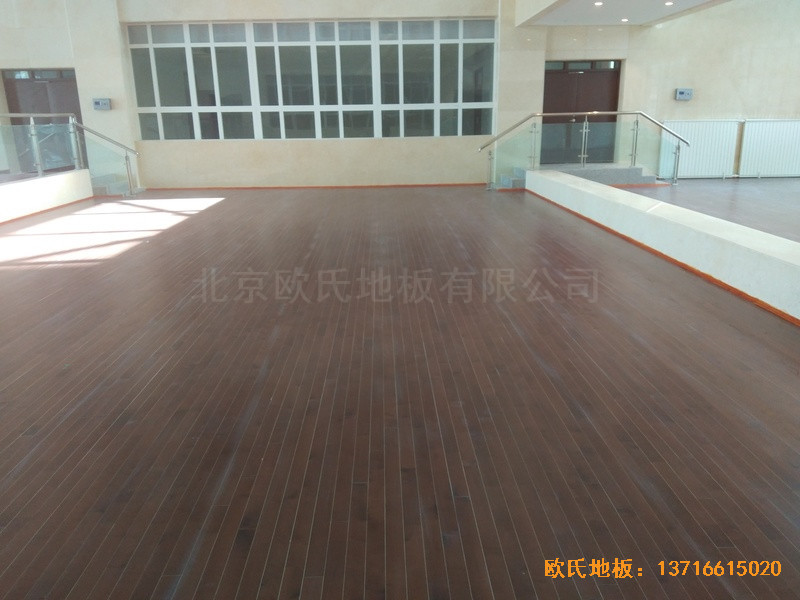 青海海宴路77號地質科大樓運動場所體育地板鋪裝案例3
