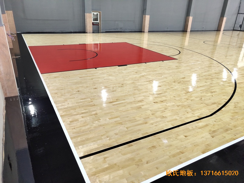 上海松江區kc籃球公園體育地板施工案例3