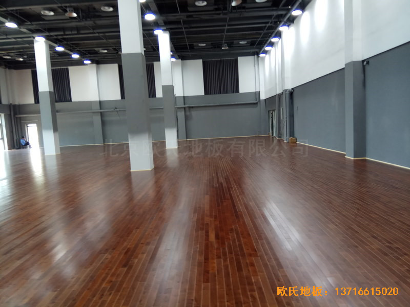 北京亦莊貞觀行業大廈運動場所運動木地板鋪設案例2
