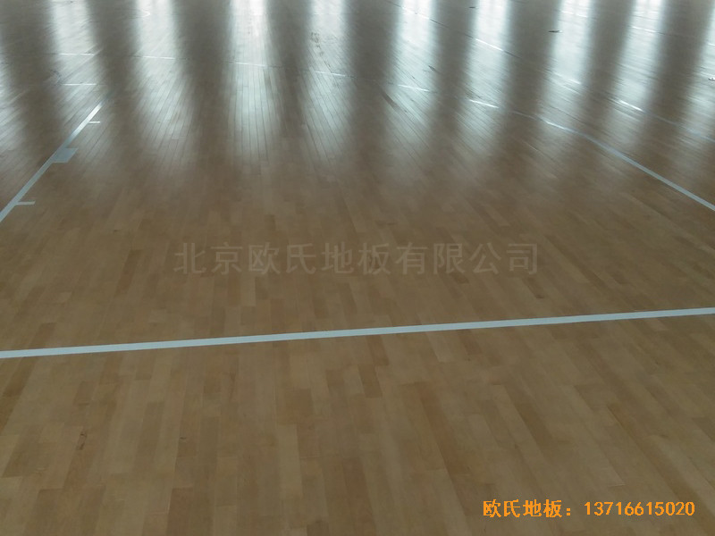 北京師范大學籃球館運動地板安裝案例3