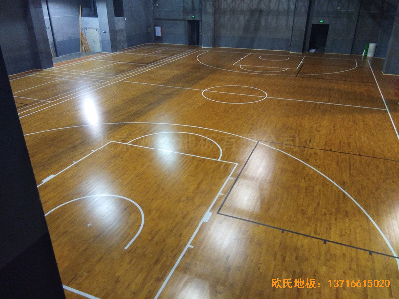 廈門(mén)華美空間籃球館體育地板施工案例5