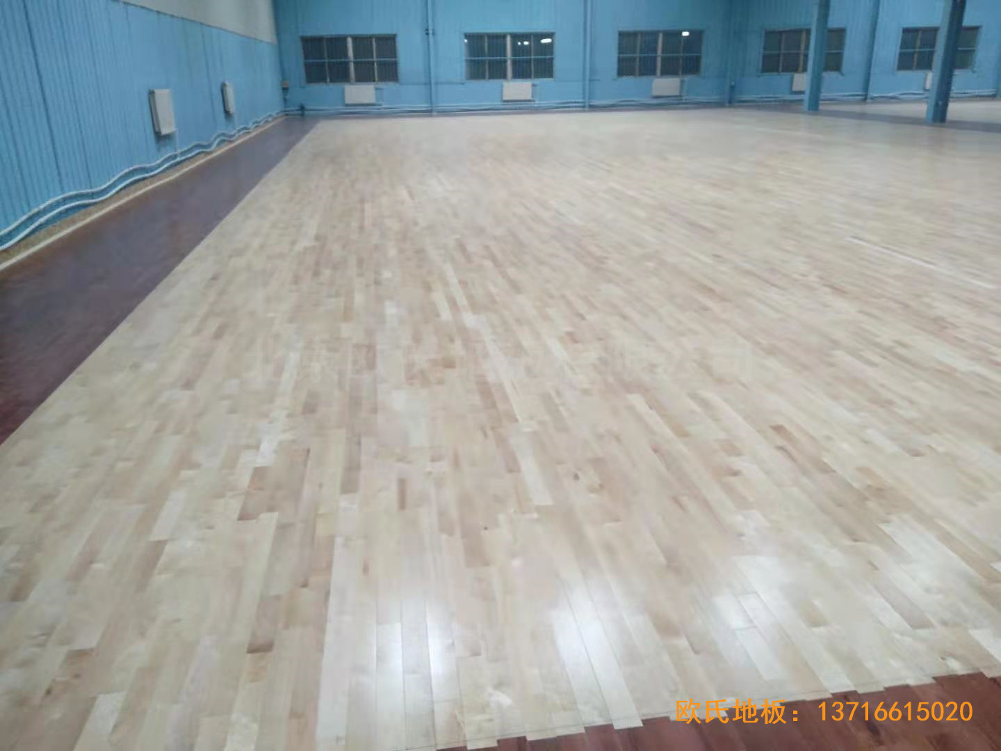 大慶讓胡路區政府籃球館運動木地板鋪裝案例4