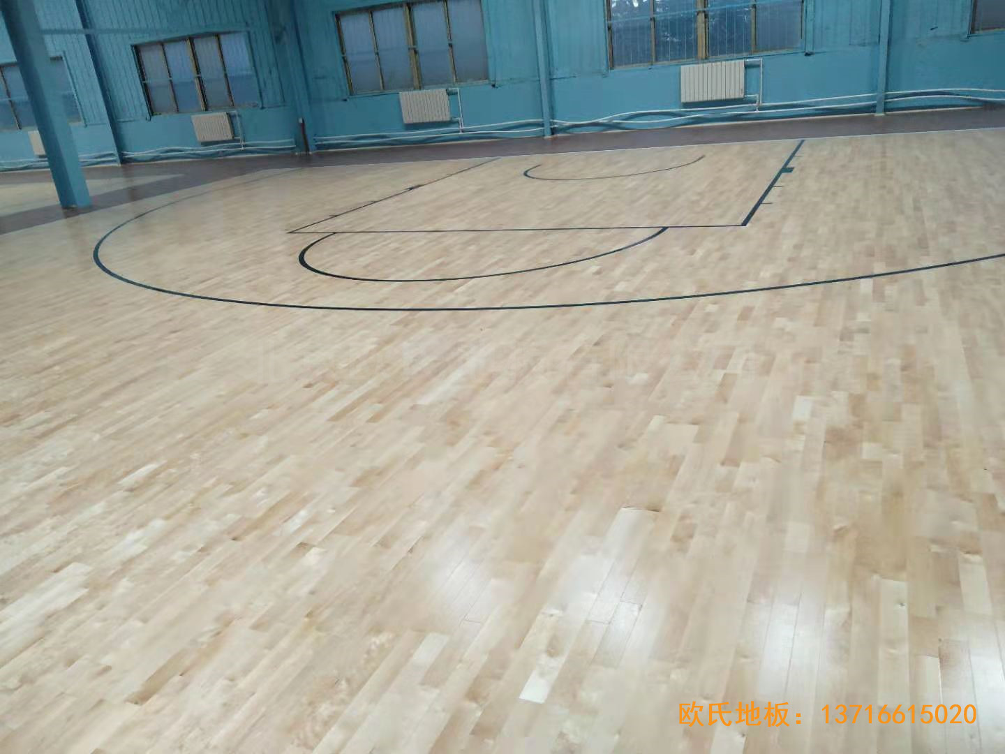 大慶讓胡路區政府籃球館運動木地板鋪裝案例5