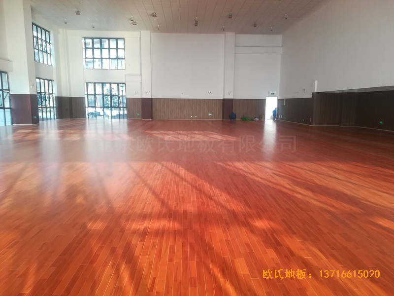 安徽懷寧籃球館運動木地板鋪設案例3