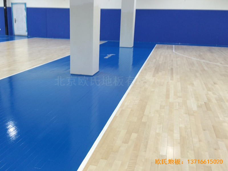 上海虹梅南路2599鑫空藍球館體育木地板鋪設案例3