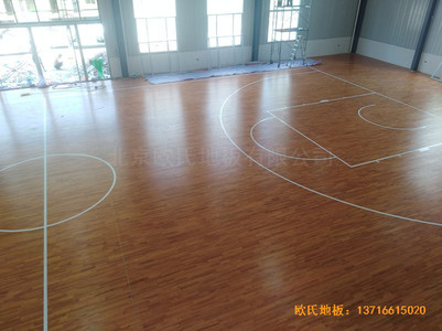 江西鷹潭中級人民法院籃球館運動木地板鋪設案例