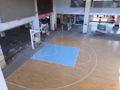 福建龍巖羅龍西路269號籃球館體育木地板安裝案例
