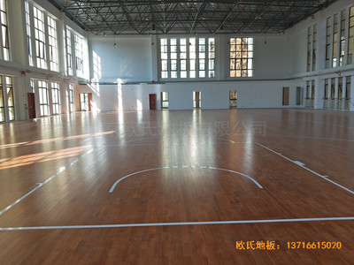 安徽上派學區中心學校籃球館體育木地板安裝案例
